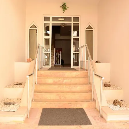 Aparthotel Sun Flower 4*